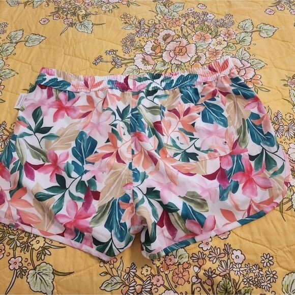 Hurley floral active athletic workout swim shorts women's plus size 1X 2X 3X New - Picture 3 of 7